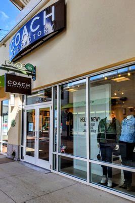 coach factory outlet limerick pa phone number